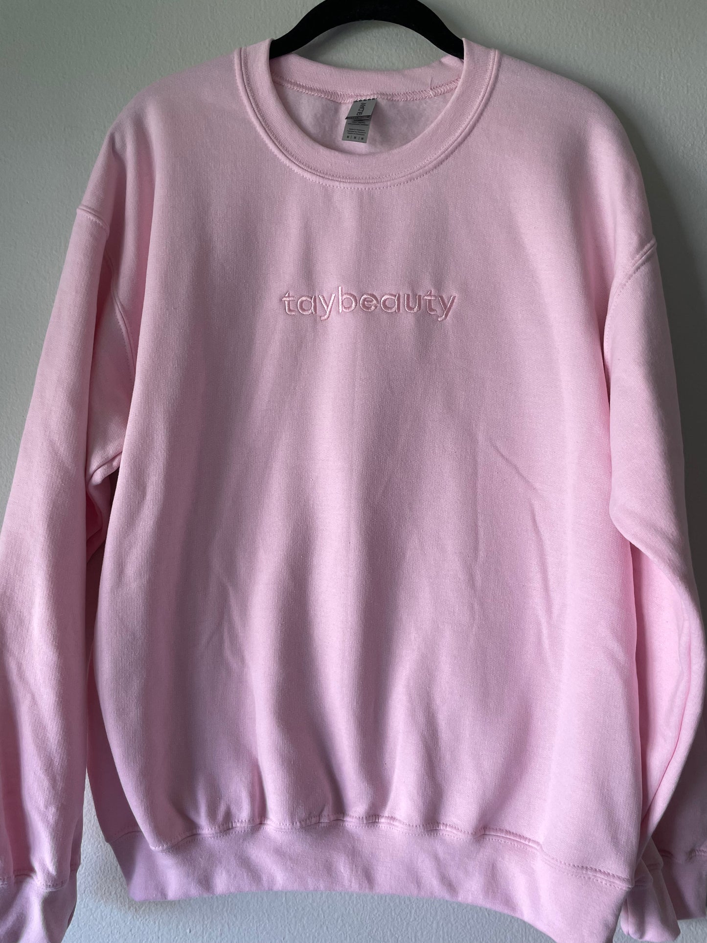 taybeauty crewneck - pink