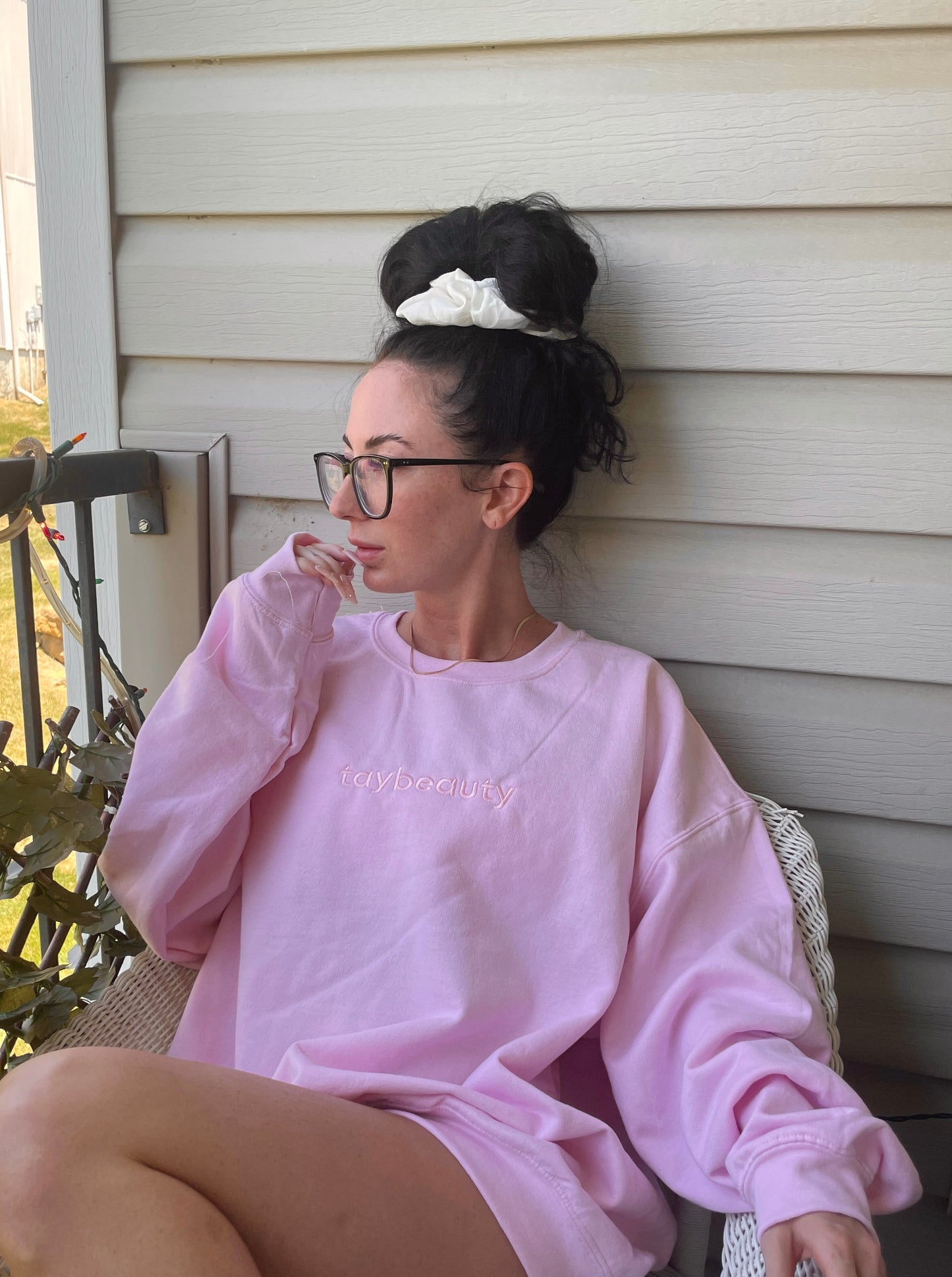 taybeauty crewneck - pink